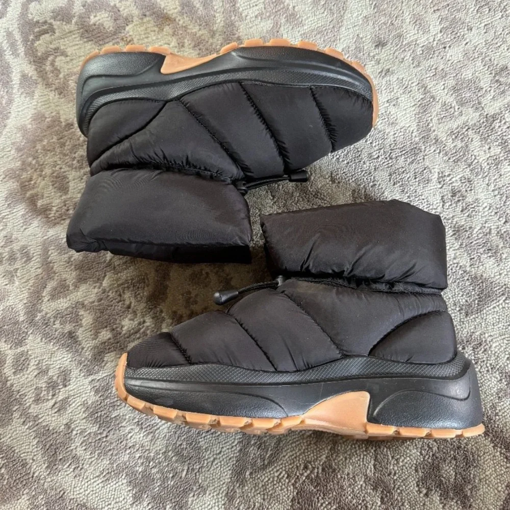 H&M stylish black